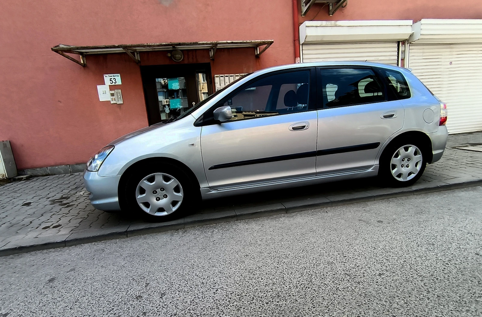 Honda Civic 1.7 CTDI facelift, снимка 4 - Автомобили и джипове - 54973615