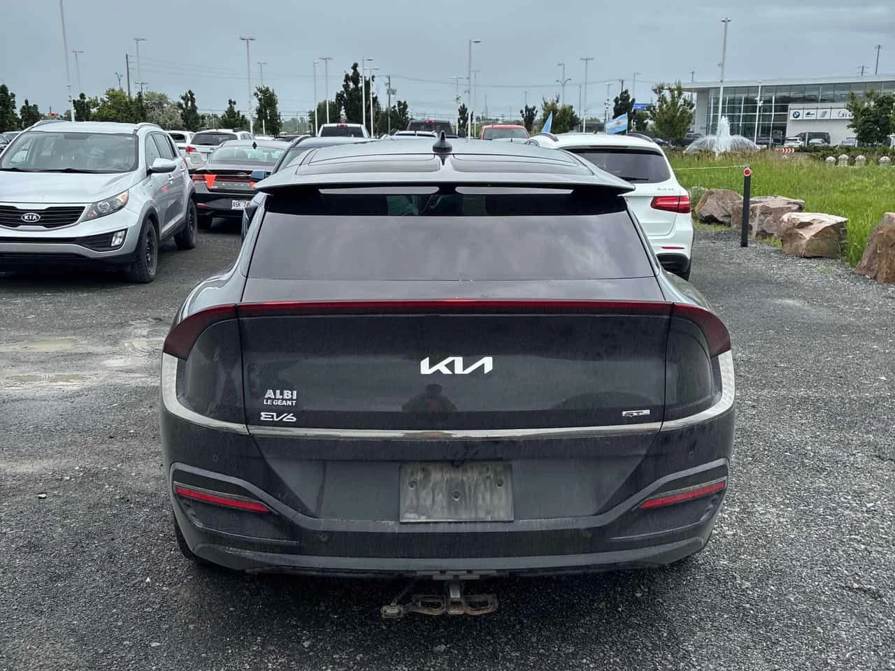 Kia EV6 * Land w/GT Line Pkg AWD * CARFAX * БЕЗ ПЪРВОНАЧАЛ, снимка 4 - Автомобили и джипове - 54980251