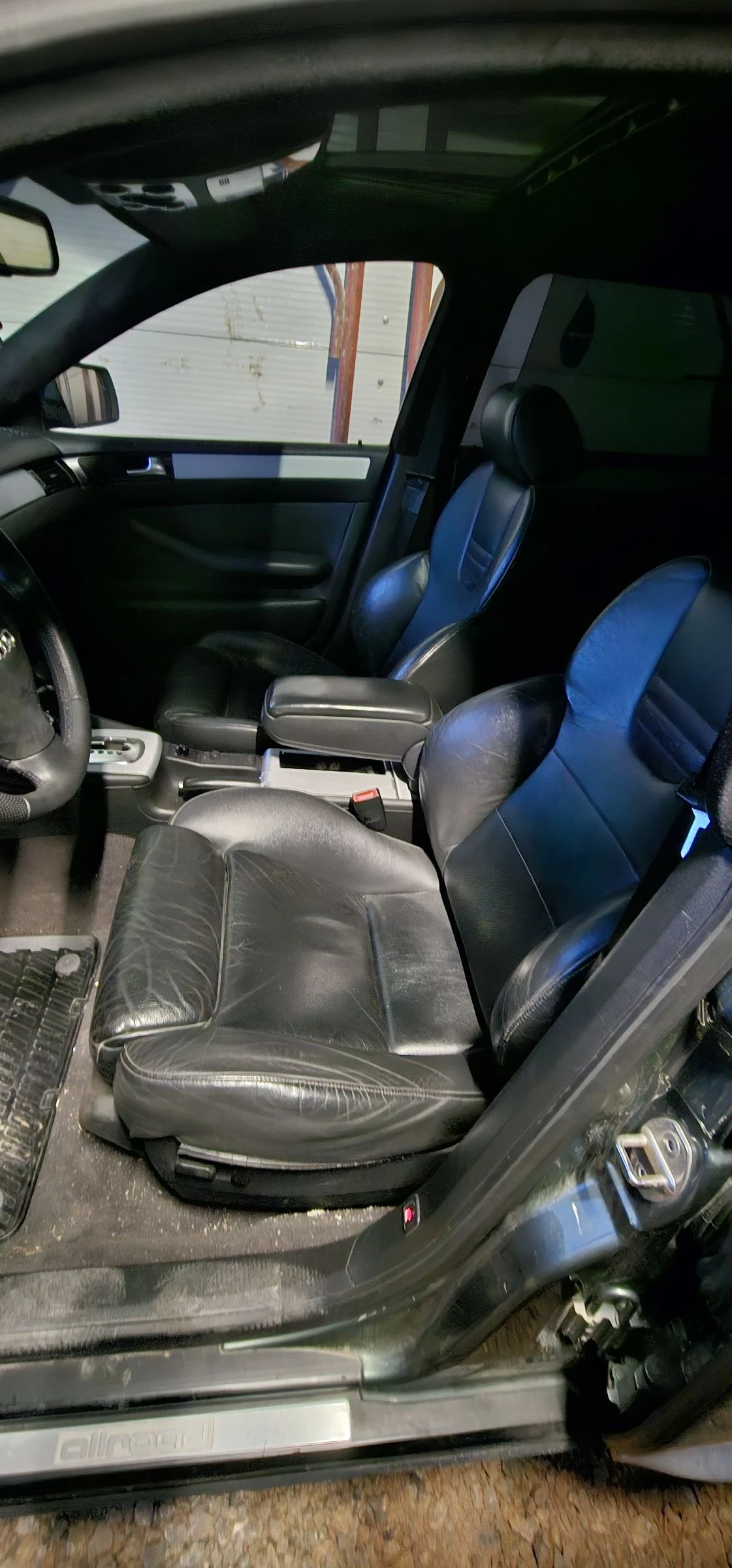 Audi A6 Allroad 4.2, снимка 5 - Автомобили и джипове - 54991711