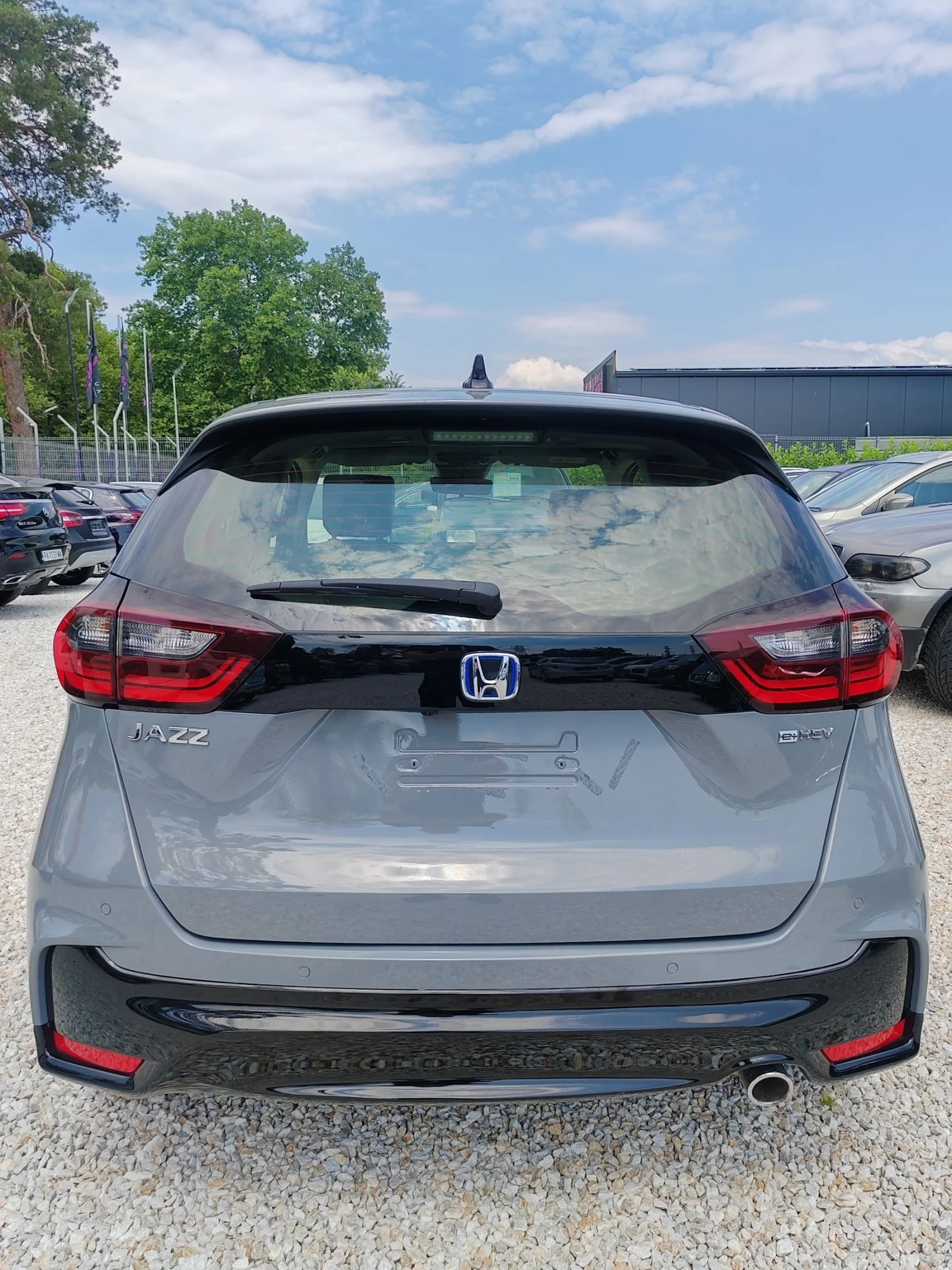 Honda Jazz 1.5, 108к.с. GR, снимка 6 - Автомобили и джипове - 55072665