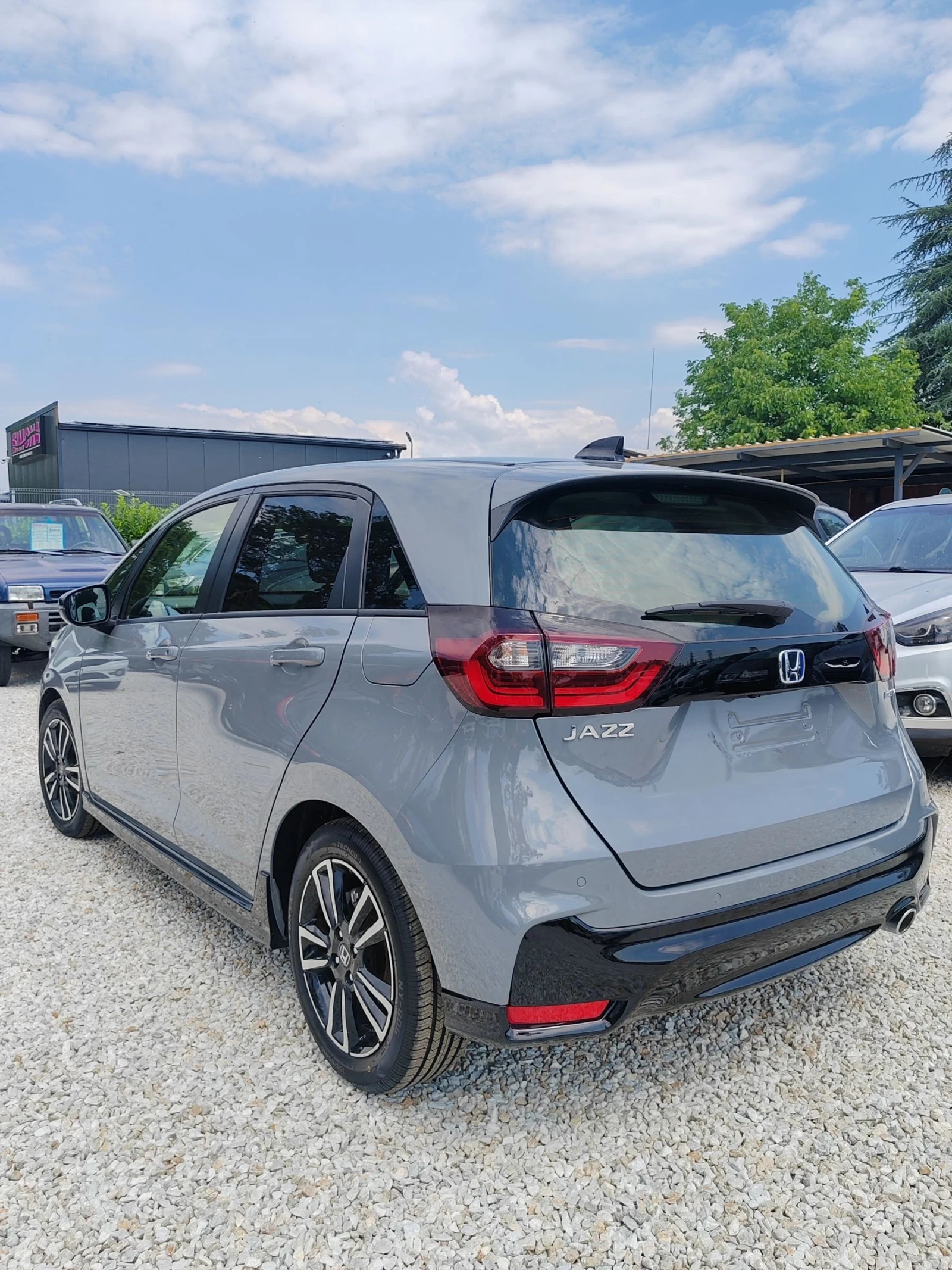 Honda Jazz 1.5, 108к.с. GR, снимка 4 - Автомобили и джипове - 55072665