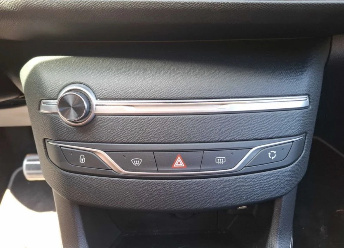 Peugeot 308 Peugeot 308 1.5 Blue-HDi Roadtrip Avtomat | Mobile.bg � ����������� 17
