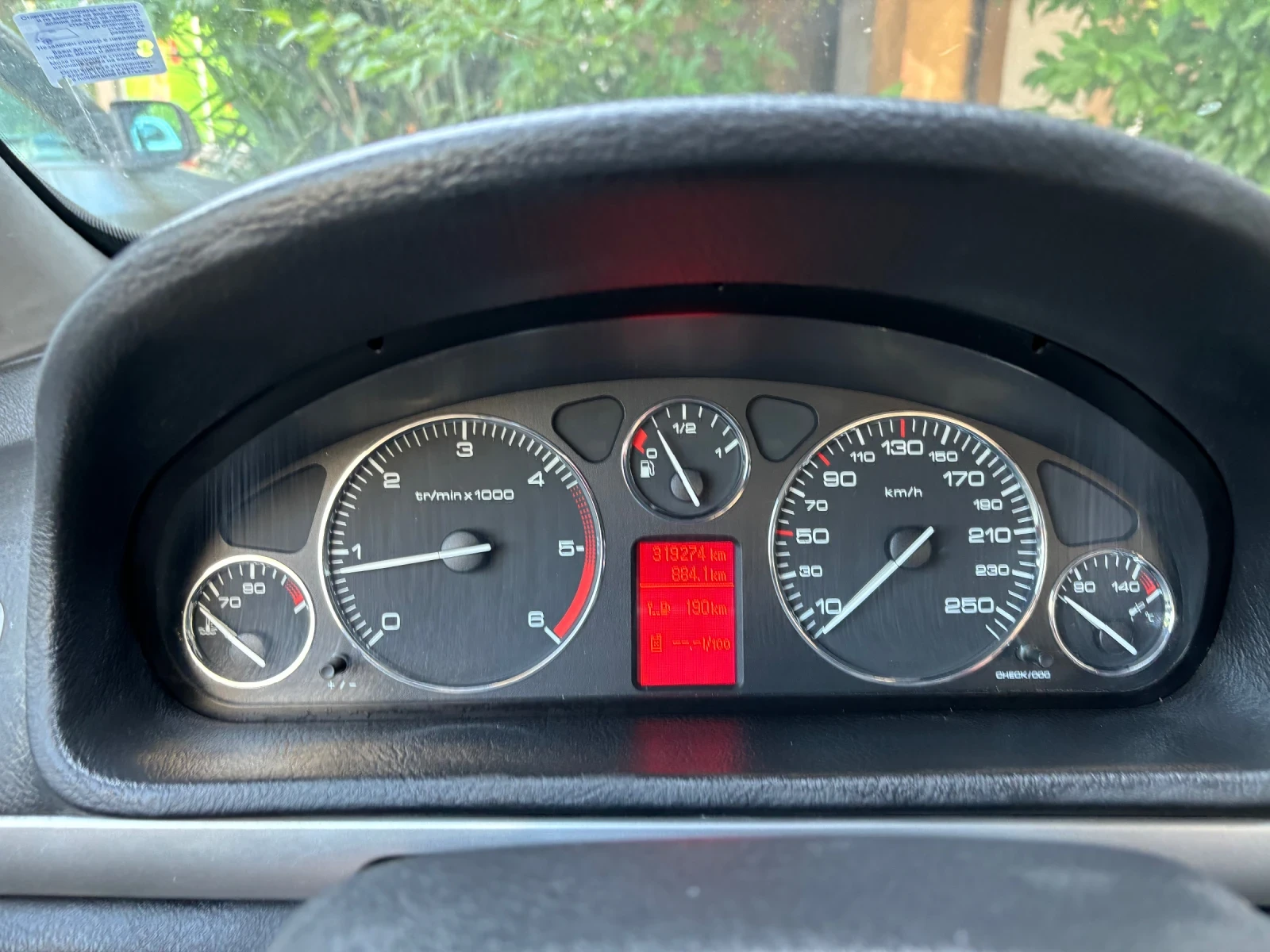 Peugeot 407 2.0HDI, снимка 16 - Автомобили и джипове - 55443997