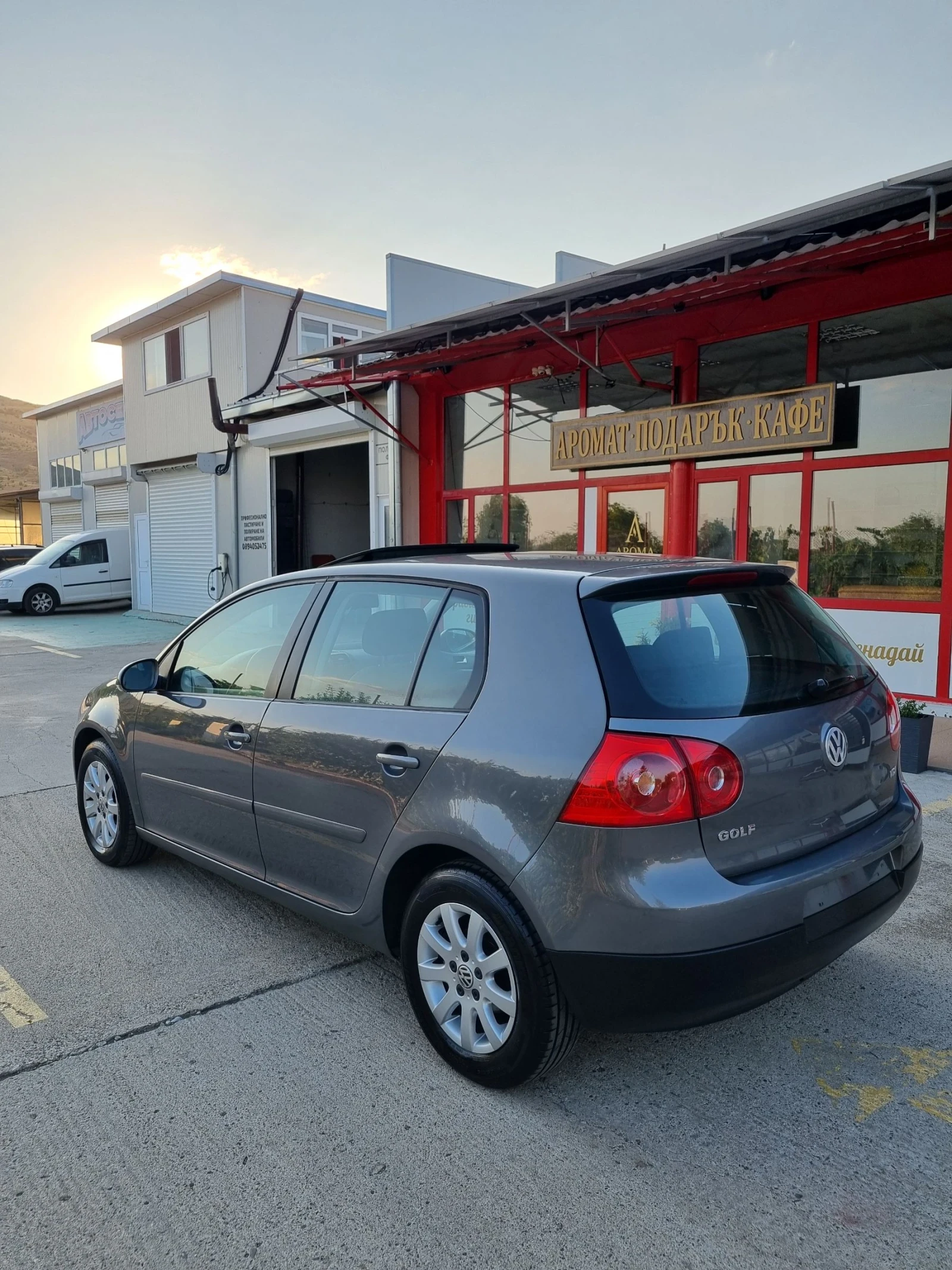 VW Golf 1.9tdi 105 коня BKC, снимка 3 - Автомобили и джипове - 55453972