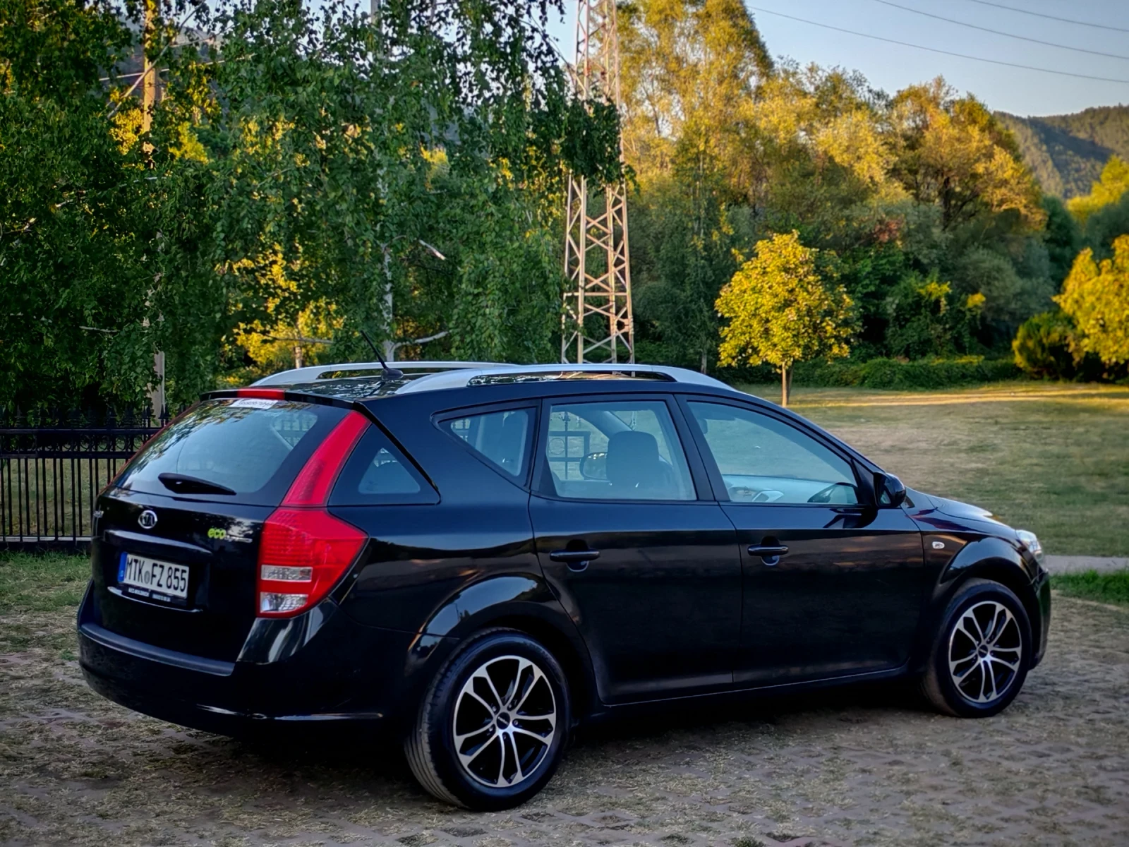 Kia Ceed 1.6CRDI(90)* FACELIFT* ECO-DINAMICS* НОВ ВНОС* , снимка 8 - Автомобили и джипове - 55513228