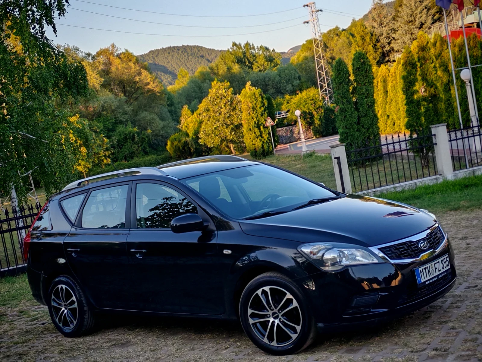 Kia Ceed 1.6CRDI(90)* FACELIFT* ECO-DINAMICS* НОВ ВНОС* , снимка 9 - Автомобили и джипове - 55513228