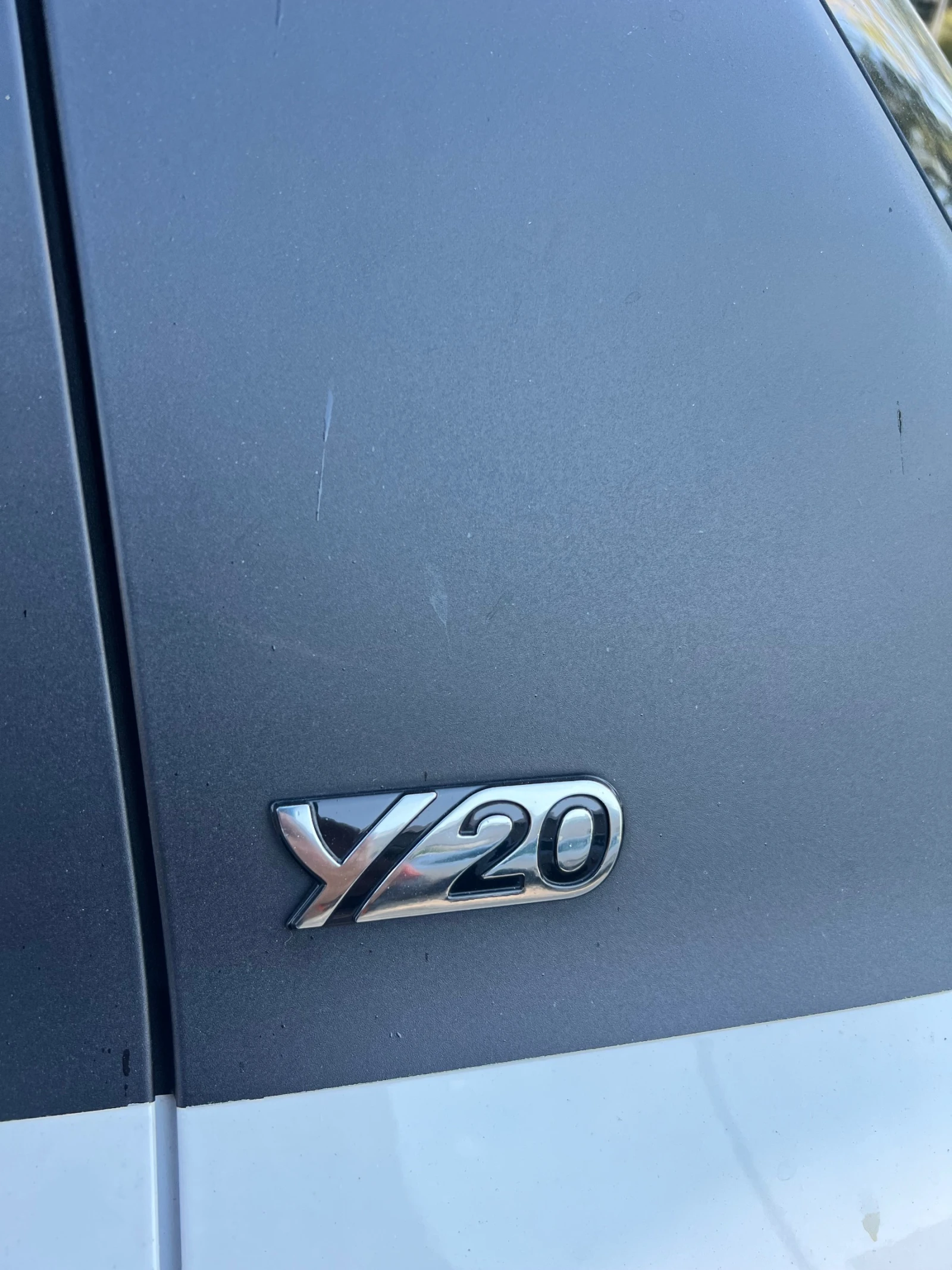 Toyota Yaris Hybrid 20th Anniversary, снимка 17 - Автомобили и джипове - 55546702