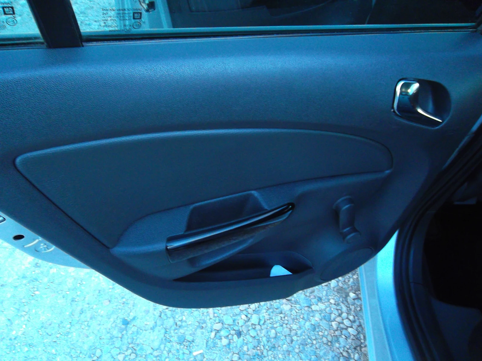 Opel Corsa 1.4I-90k.s-COSMO-full, снимка 13 - Автомобили и джипове - 56362045