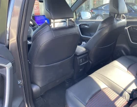 Toyota Rav4 2.5 PHEV STYLE AWD, снимка 12