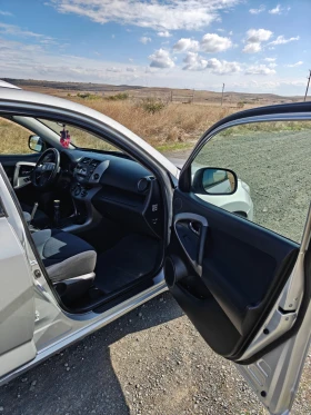 Toyota Rav4 D4D, снимка 13