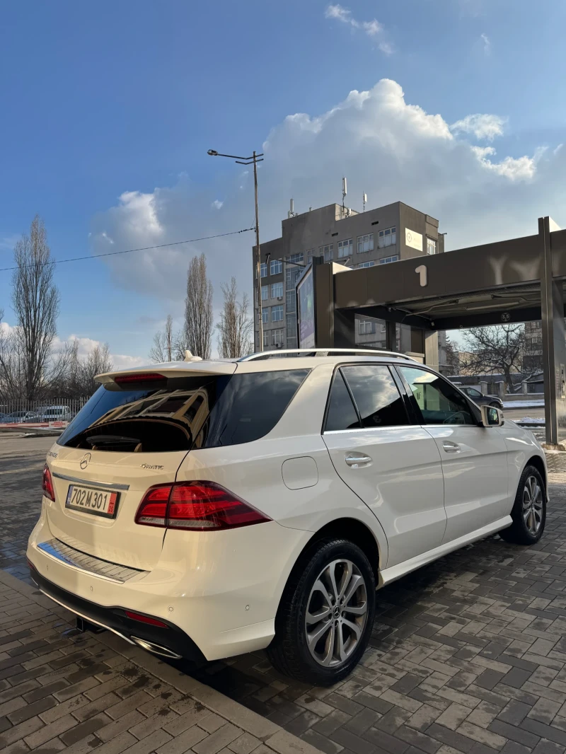 Mercedes-Benz GLE 400, снимка 5 - Автомобили и джипове - 49232235