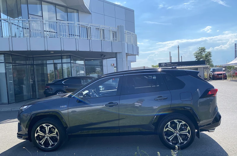 Toyota Rav4 2.5 PHEV STYLE AWD, снимка 8 - Автомобили и джипове - 50547452