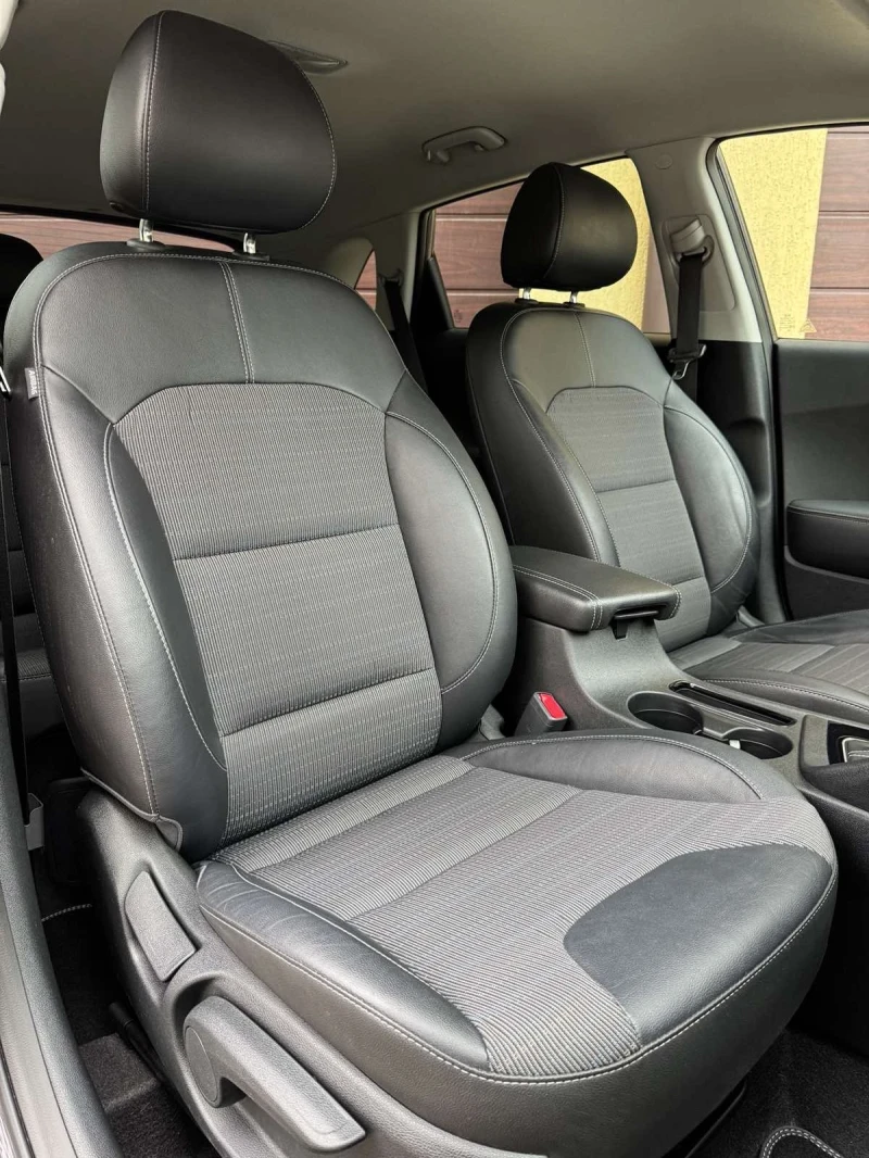 Kia Niro 1.6i* Пълна Сервизна История* 63хил.км, снимка 9 - Автомобили и джипове - 52315727