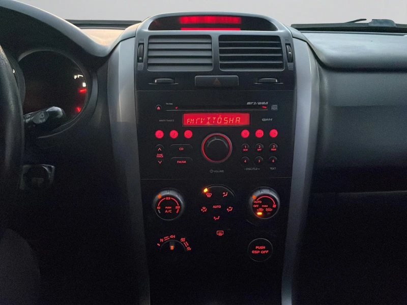 Suzuki Grand vitara 1.9D 129 hp 4X4, снимка 15 - Автомобили и джипове - 52495800