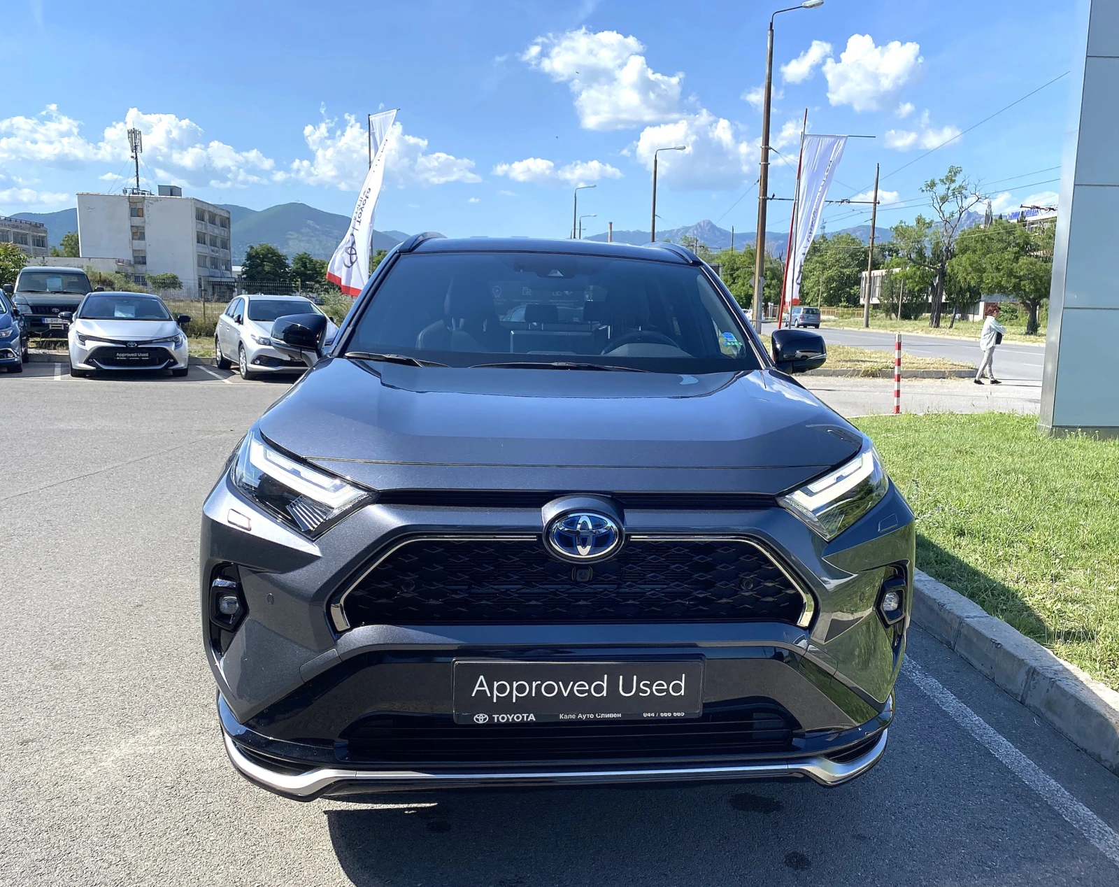 Toyota Rav4 2.5 PHEV STYLE AWD - изображение 2