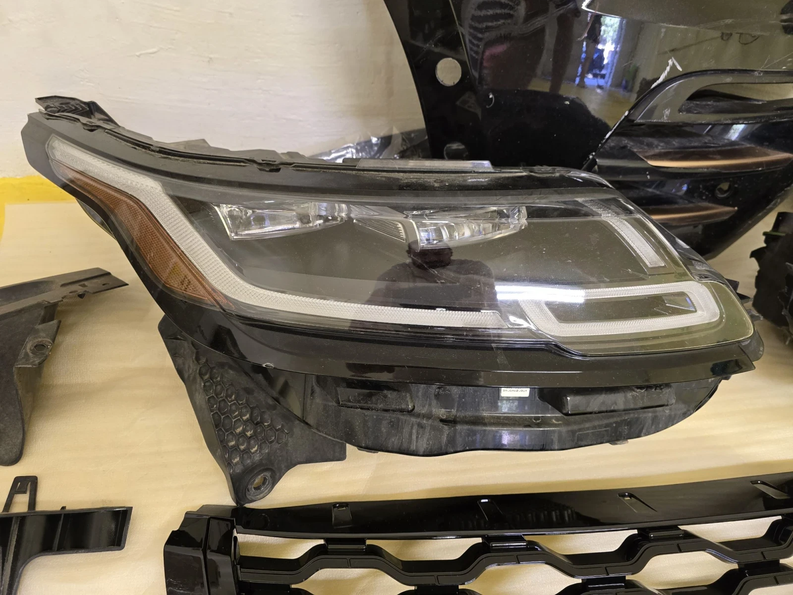 Land Rover Range Rover Velar  - изображение 5