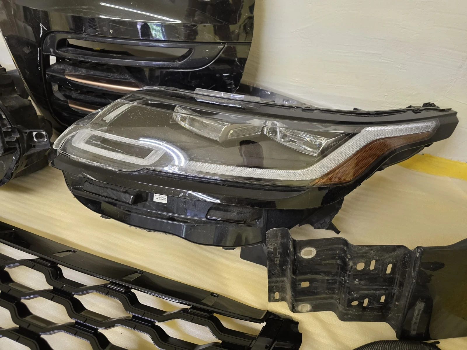 Land Rover Range Rover Velar  - изображение 6