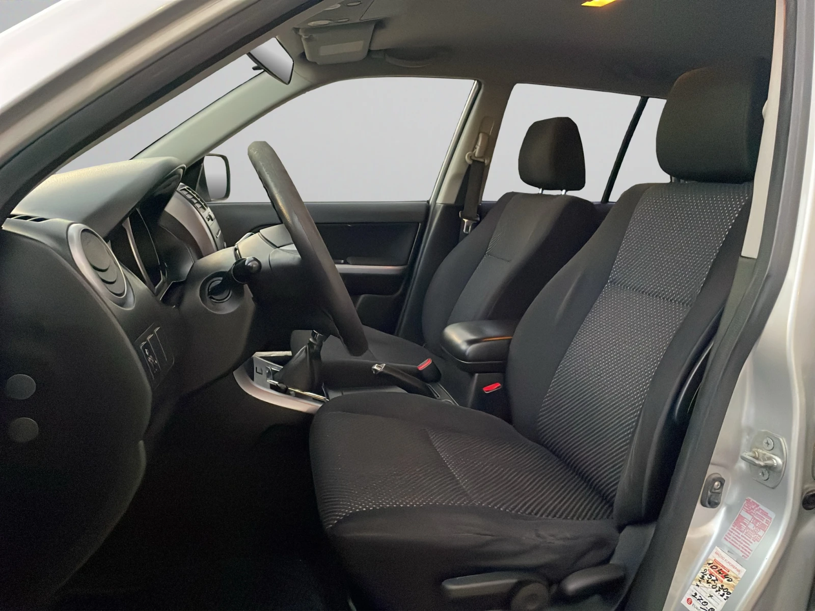 Suzuki Grand vitara 1.9D 129 hp 4X4 - изображение 9