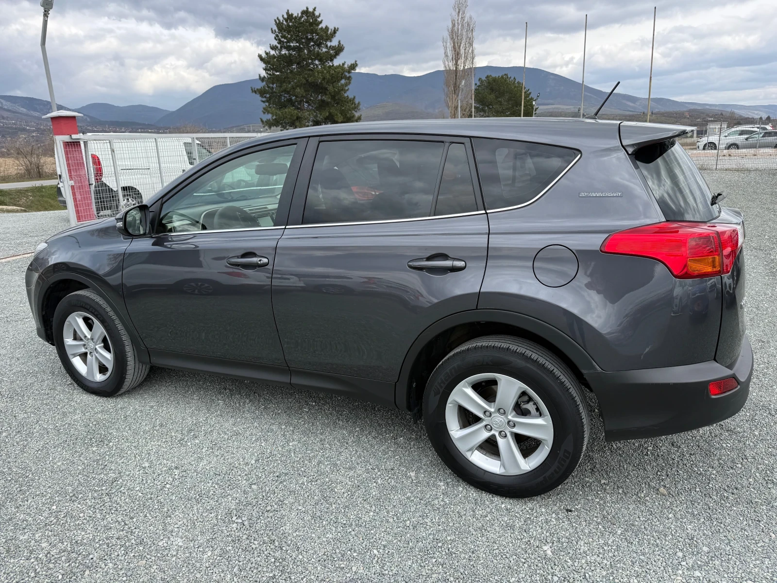 Toyota Rav4 (KATO НОВА), снимка 9 - Автомобили и джипове - 53653603