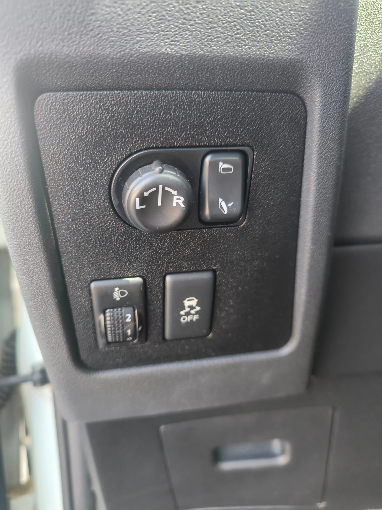 Nissan Qashqai J10, снимка 10 - Автомобили и джипове - 53839982