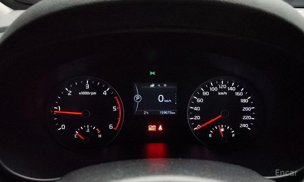 Kia Sportage, снимка 8 - Автомобили и джипове - 53865250