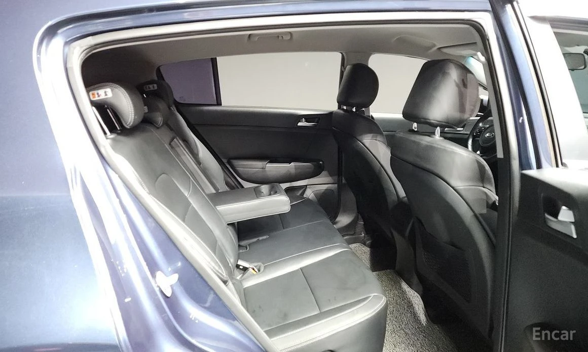 Kia Sportage, снимка 12 - Автомобили и джипове - 53865250