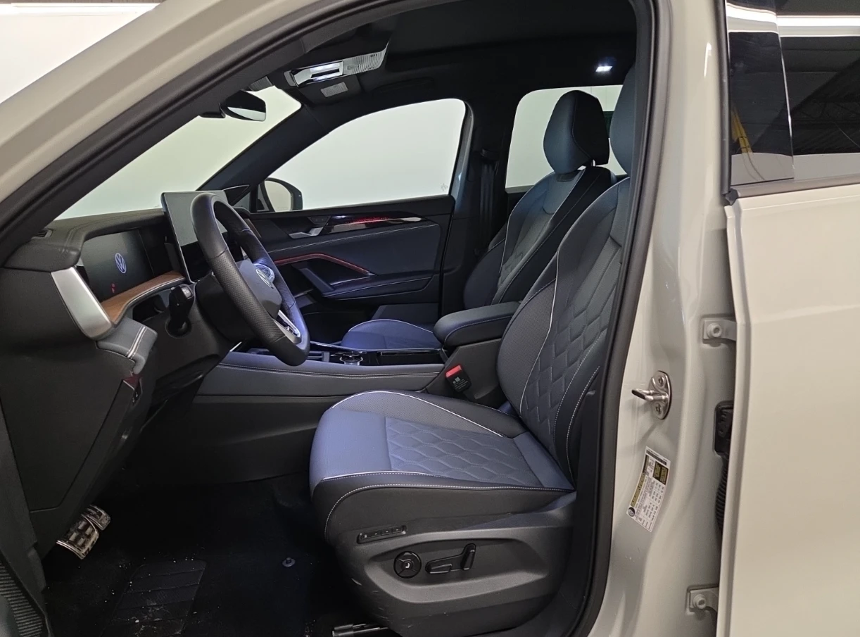 VW Tiguan 2025 Volkswagen TIGUAN HIGHLINE R-LINE | Mobile.bg � ����������� 7