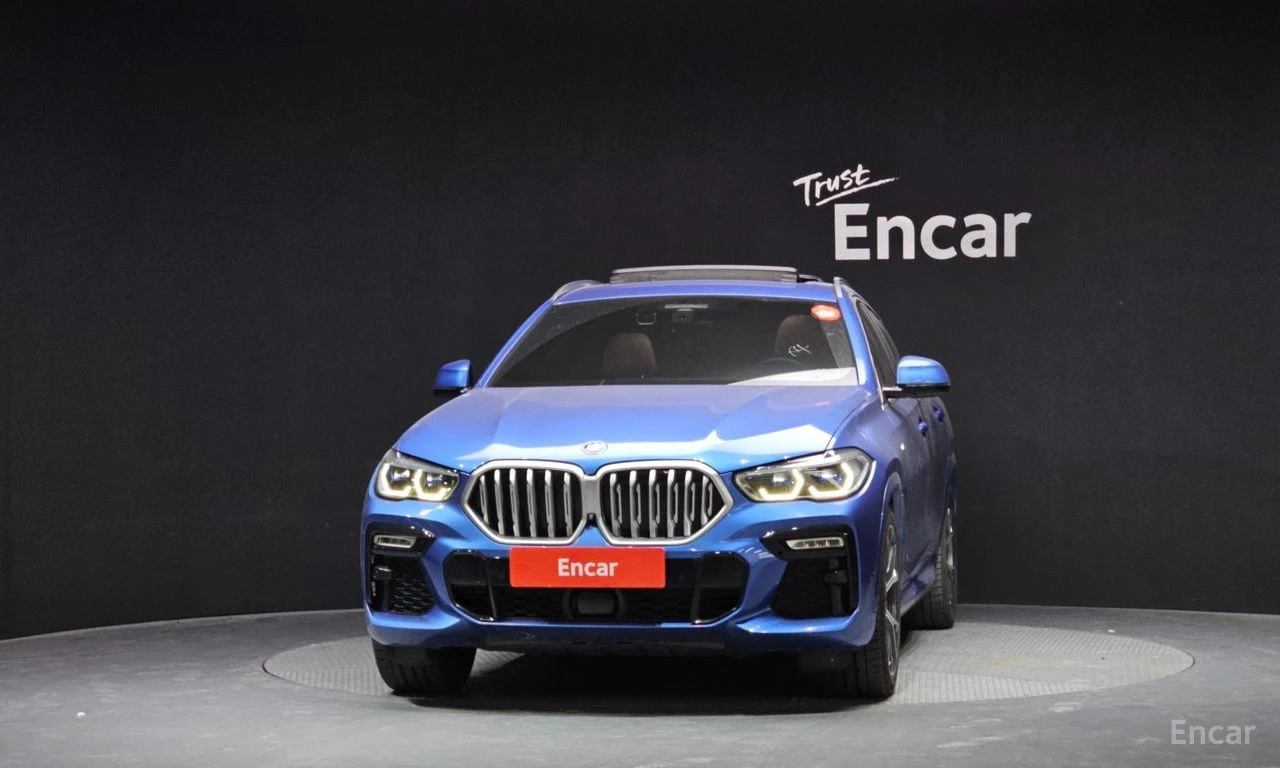 BMW X6 M* SPORT* LASER* ДИСТРОНИК* 360КАМЕРА* МАСАЖ* LANE, снимка 3 - Автомобили и джипове - 55003628