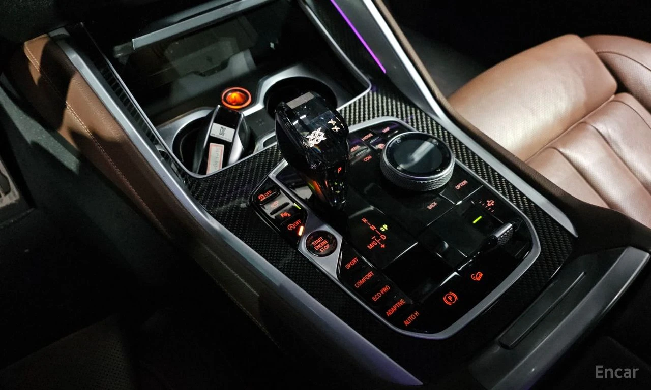 BMW X6 M* SPORT* LASER* ДИСТРОНИК* 360КАМЕРА* МАСАЖ* LANE, снимка 9 - Автомобили и джипове - 55003628