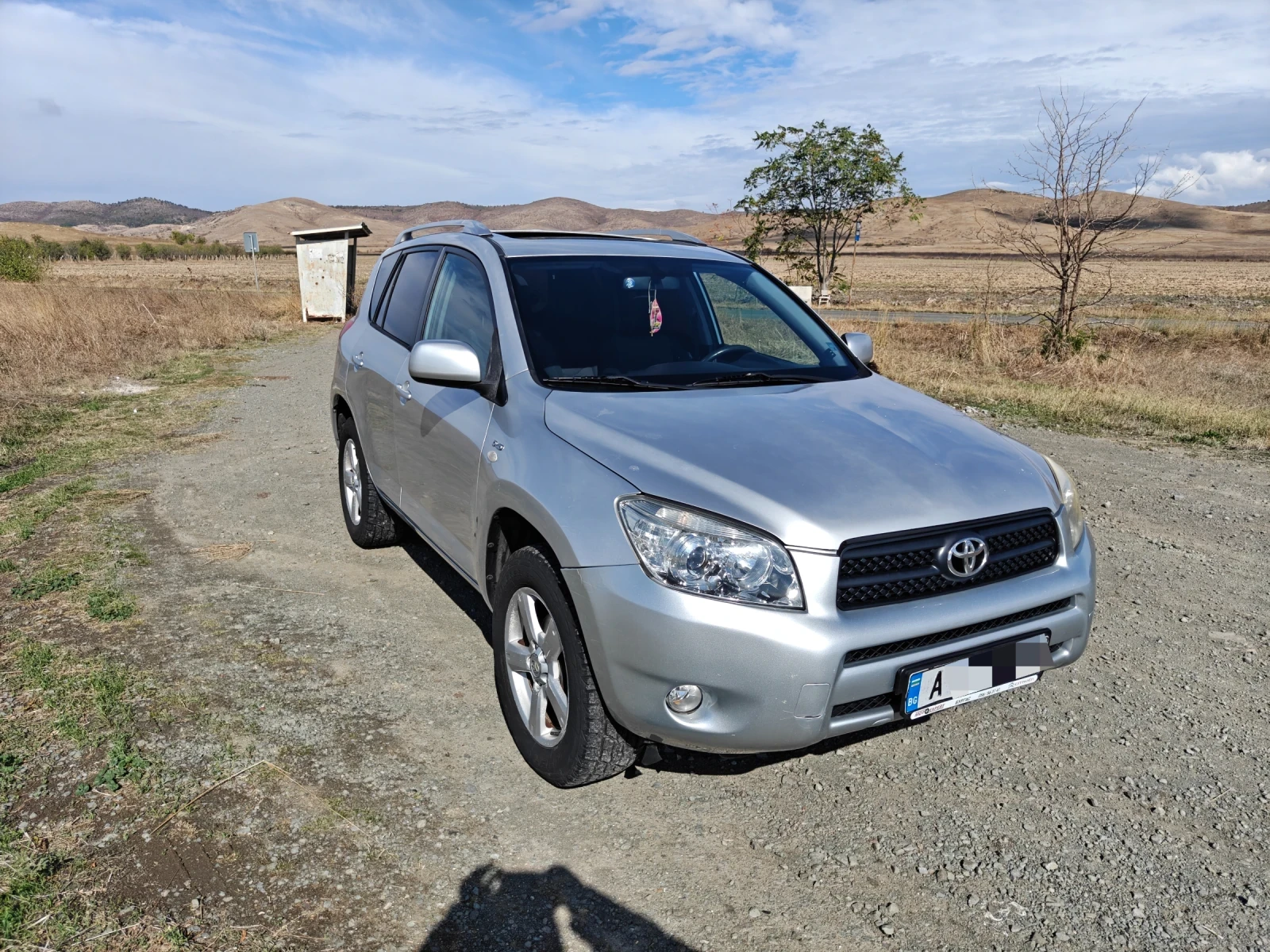 Toyota Rav4 D4D, снимка 3 - Автомобили и джипове - 56685379
