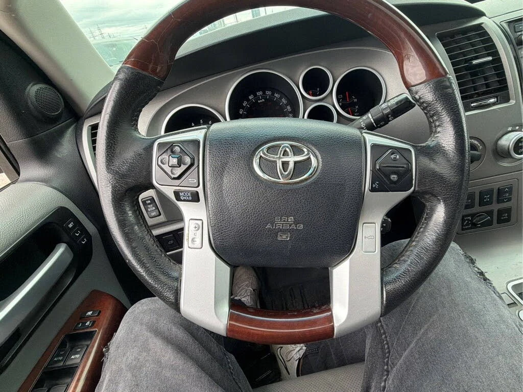 Toyota Sequoia 5.7* V8* PLATINUM* �������* ���������* ������* JBL | Mobile.bg � ����������� 8