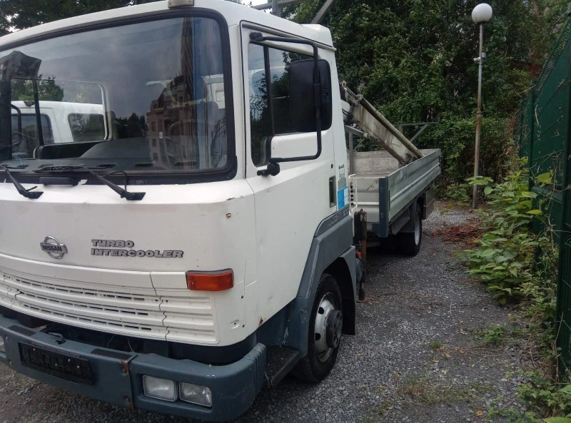 Nissan Capstar ECO T.100 с кран!!!, снимка 4 - Бусове и автобуси - 47587254