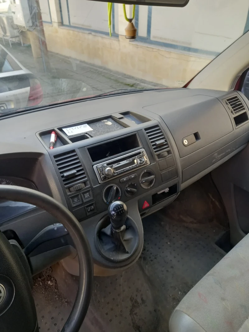 VW T5, снимка 9 - Бусове и автобуси - 49247048