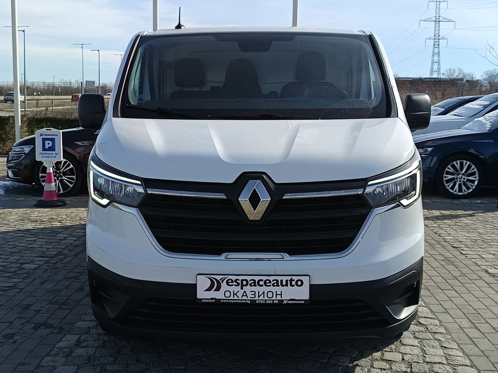 Renault Trafic 2.0dCi L2H1, снимка 2 - Бусове и автобуси - 53539248