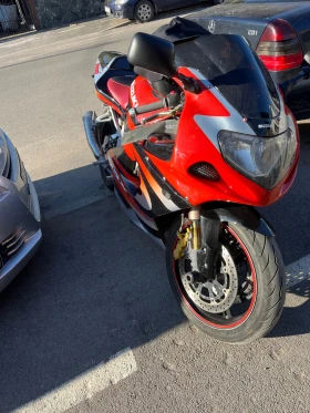 Suzuki Gsxr 1000, снимка 2