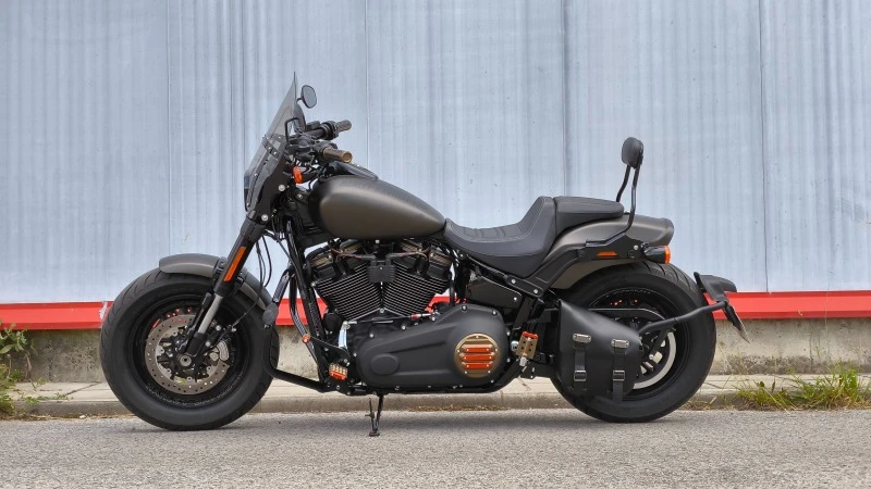 Harley-Davidson Softail Fat Bob 131 Stage IV, снимка 4 - Мотоциклети и мототехника - 46894061