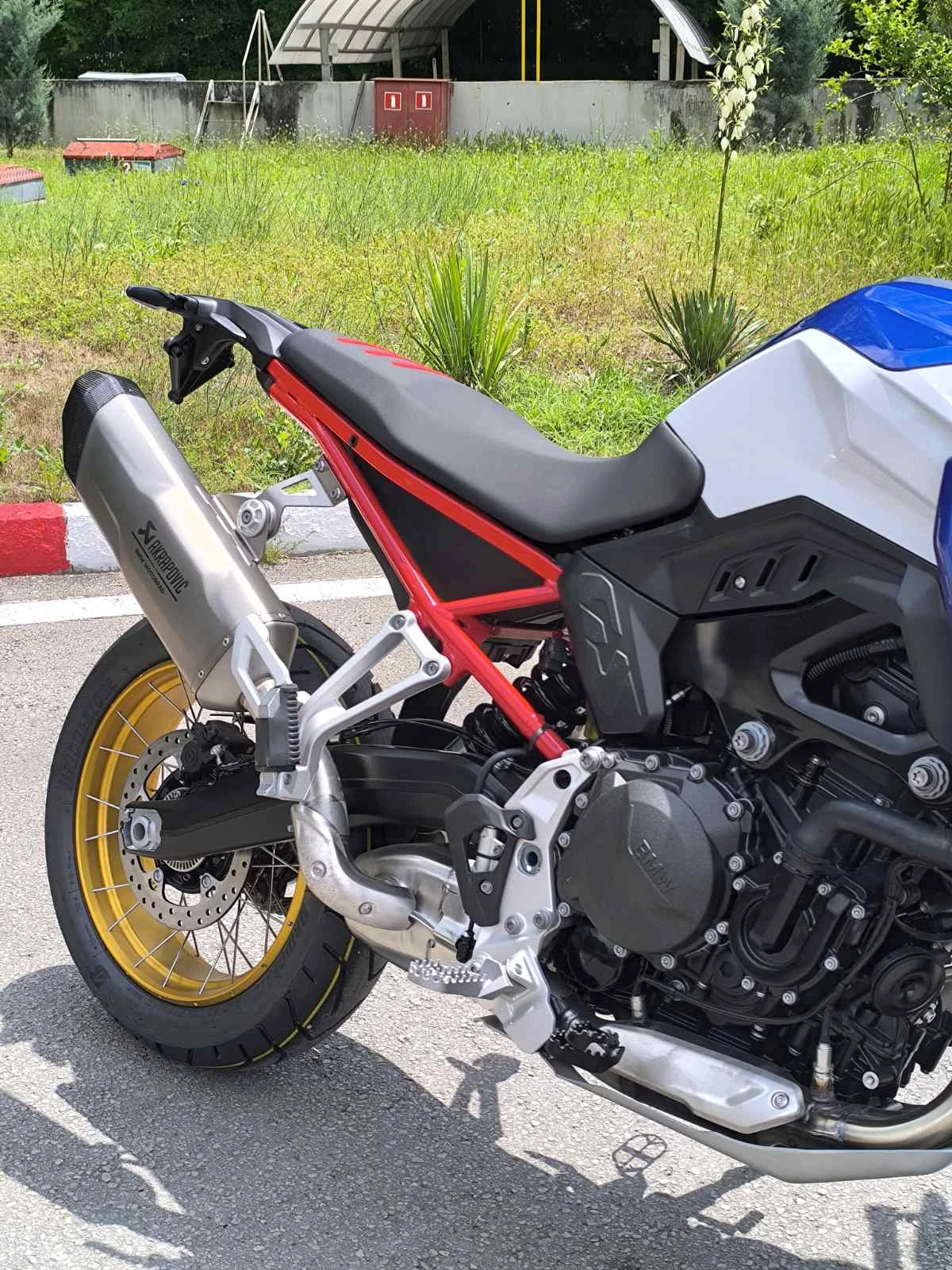 BMW F 900GS, снимка 2 - Мотоциклети и мототехника - 55036043