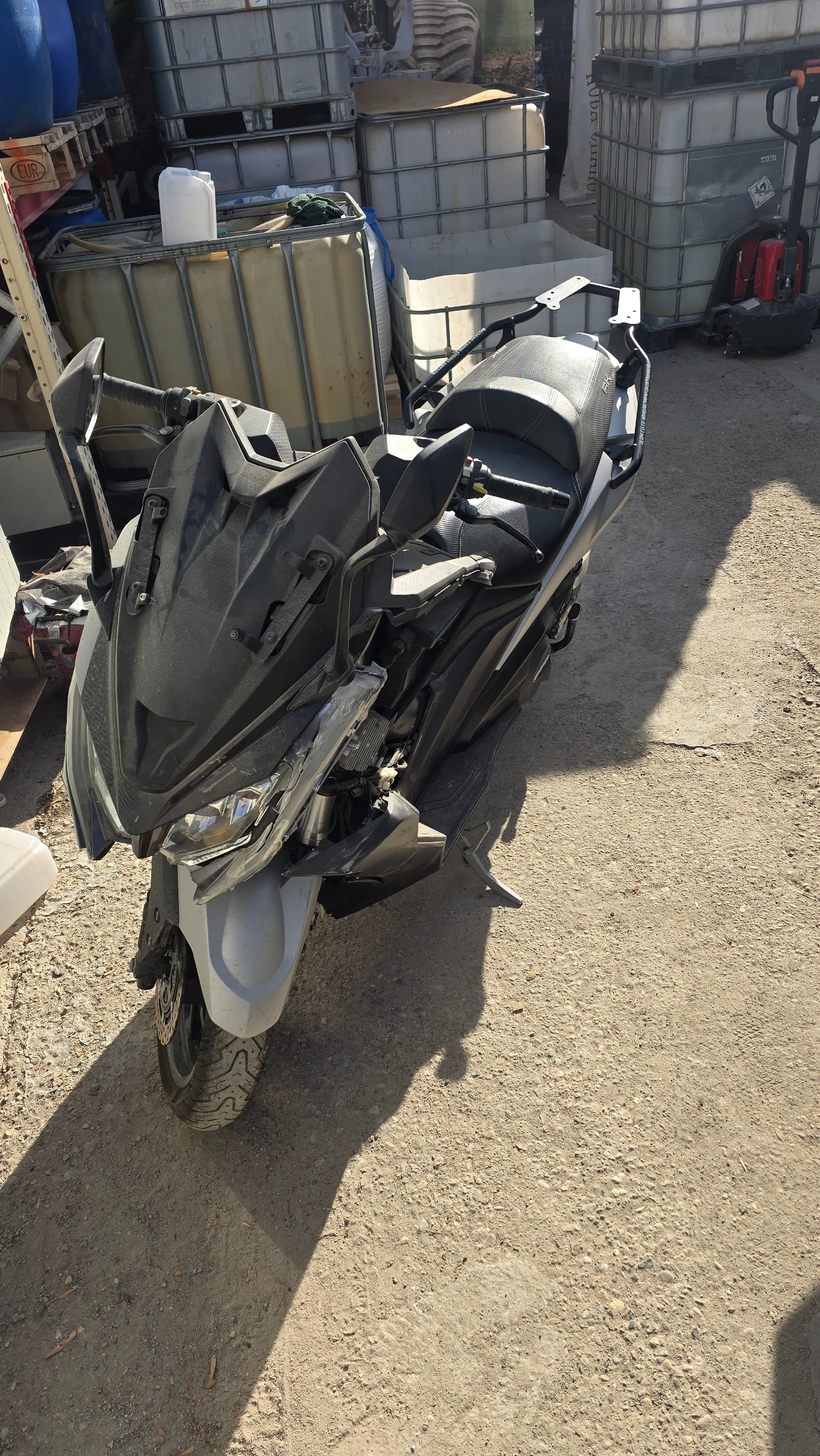 Kymco AK 550 | Mobile.bg � ����������� 10