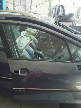 Стъкло предно дясно Пежо 407sw комби