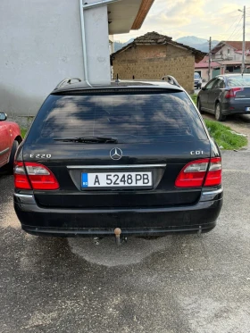 Mercedes-Benz E 220, снимка 7