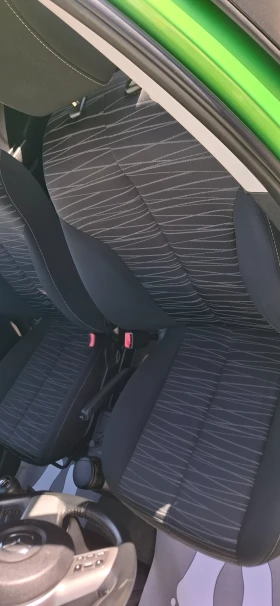 Mazda 2 1.3 Bensin 98000km, снимка 15