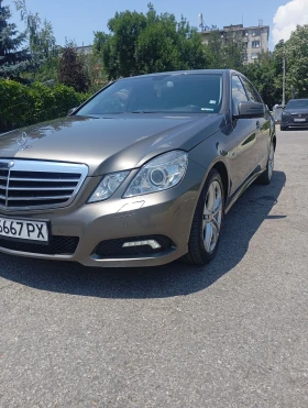 Обява за продажба на Mercedes-Benz E 250 ~17 500 лв. - изображение 1
