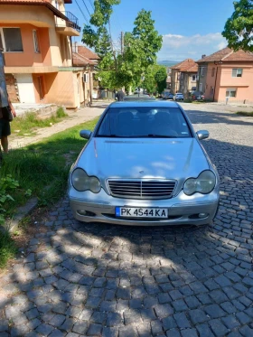 Обява за продажба на Mercedes-Benz C 220 ~4 300 лв. - изображение 1
