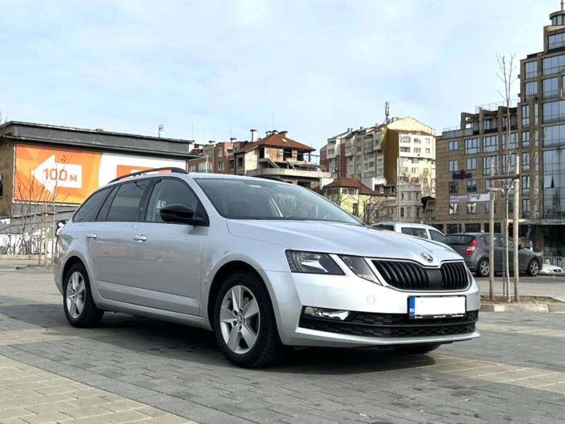 Skoda Octavia, снимка 1 - Автомобили и джипове - 47381104