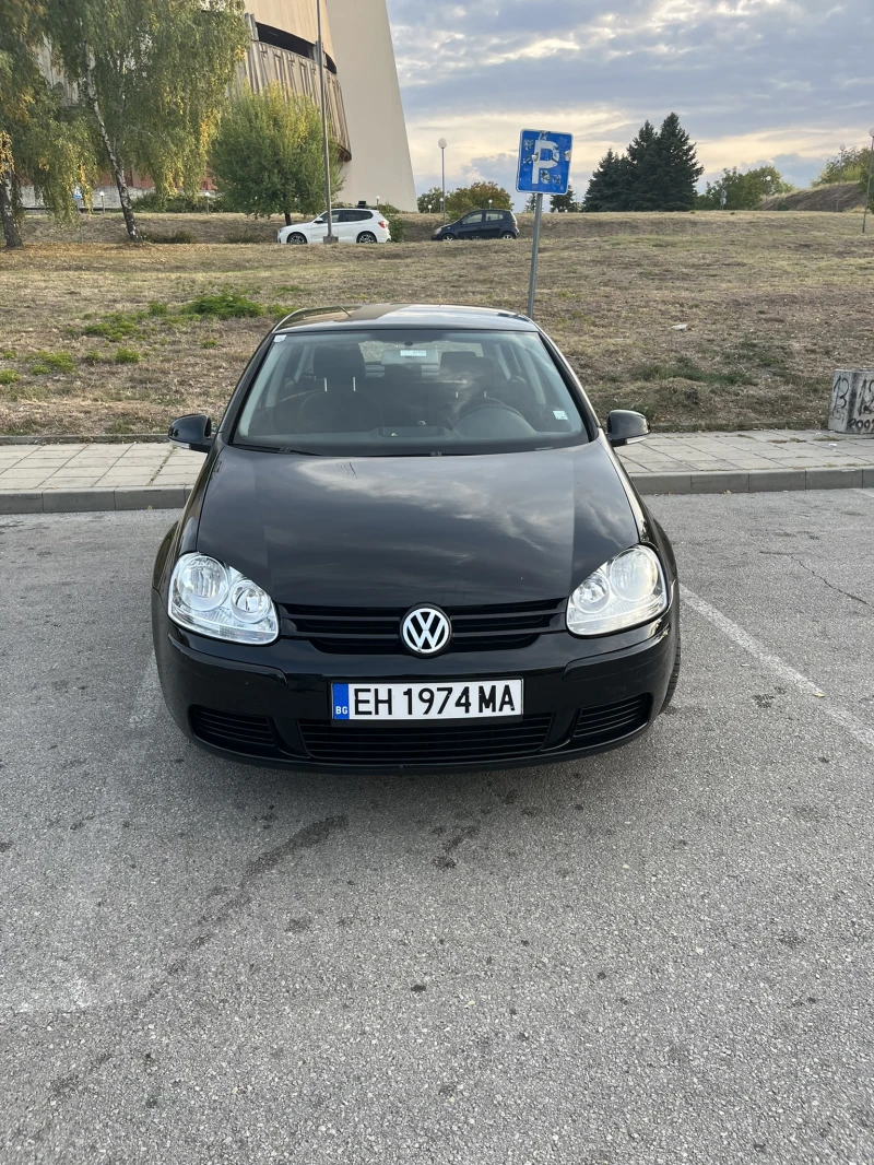 VW Golf 1.9 TDI, снимка 1 - Автомобили и джипове - 47357251