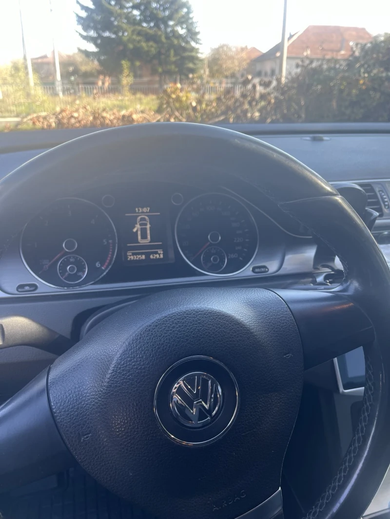 VW Passat 2.0 TDI, снимка 3 - Автомобили и джипове - 47863226