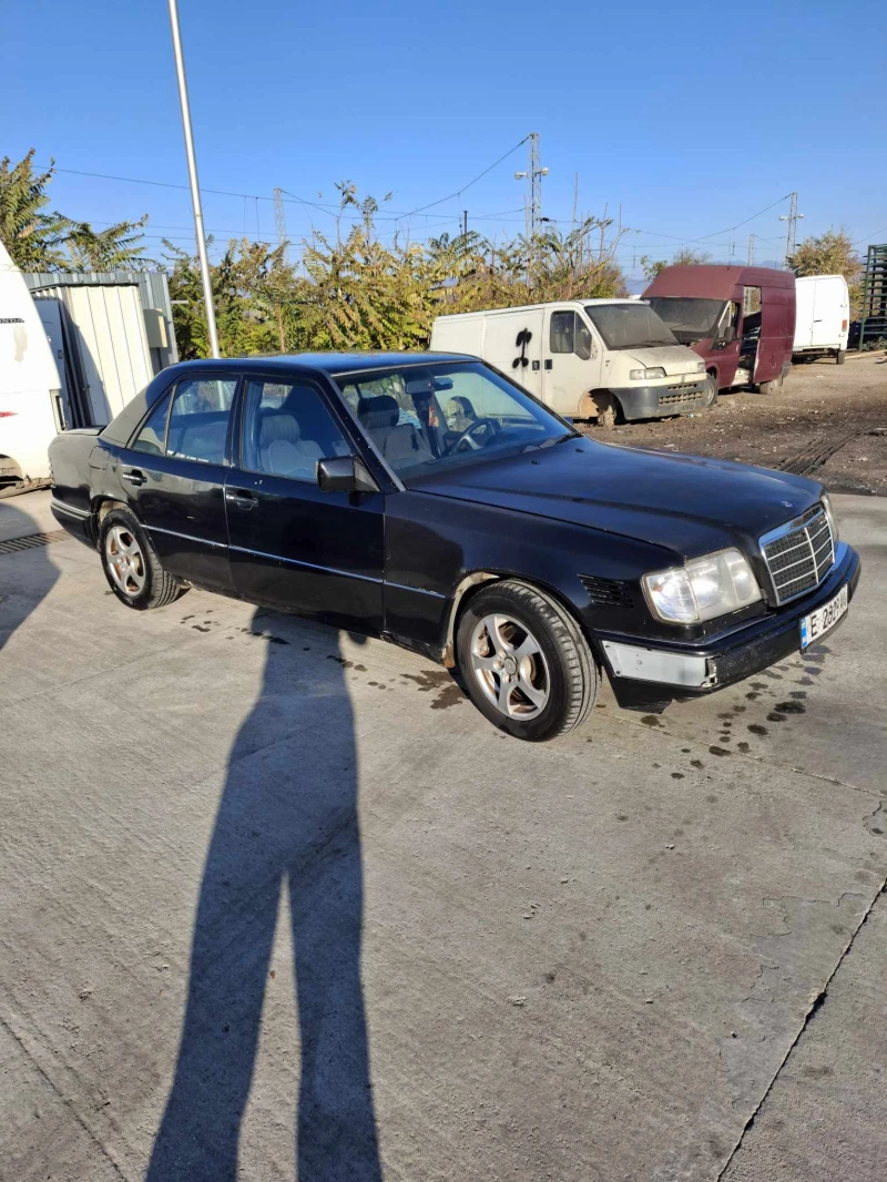 Mercedes-Benz 124, снимка 1 - Автомобили и джипове - 48009620