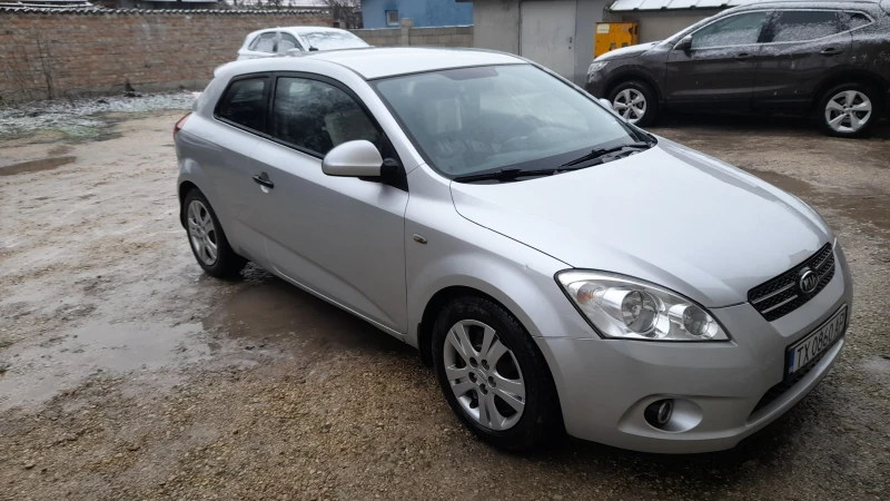 Kia Ceed, снимка 1 - Автомобили и джипове - 48966901