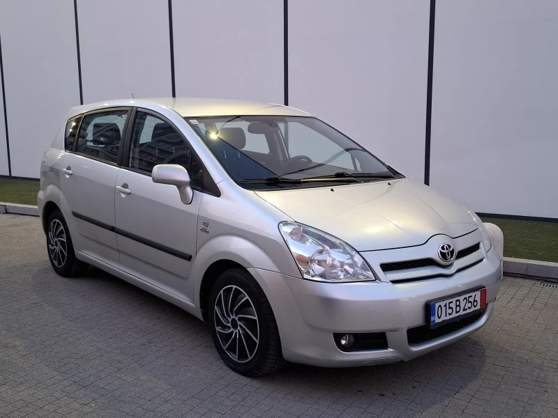 Toyota Corolla verso 2.0D4D* (116кс)* * * HOB BHOC* * * , снимка 12 - Автомобили и джипове - 49441553