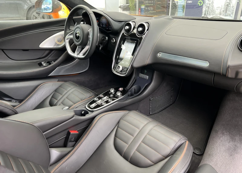 McLaren GT S/ CERAMIC/ CARBON/ B&W/ LIFT/ CAMERA/ , снимка 15 - Автомобили и джипове - 49844173